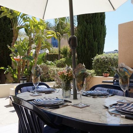 Aurora Townhouse - Complimentary Paphos Airport Transport Villa Bagian luar foto